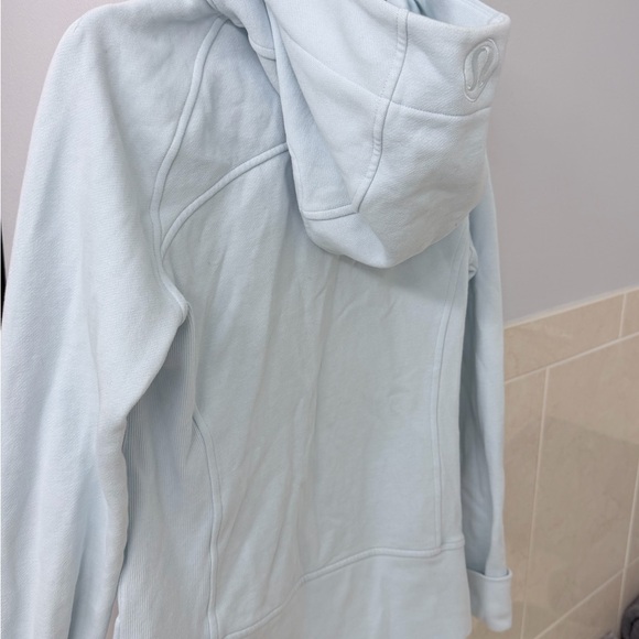 Lululemon Scuba Full-Zip Hoodie - Picture 9 of 12
